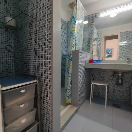 2 Bedroom Next Yumbo Center. Free Parking Playa del Ingles (Gran Canaria)