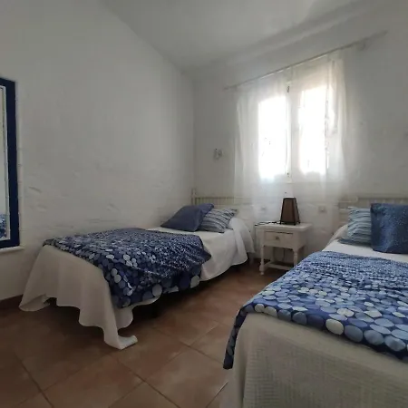 Holiday home 2 Bedroom Next Yumbo Center. Free Parking *